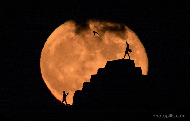 7 Tips to Make the Next Supermoon Shine in Your Photos | PhotoPills